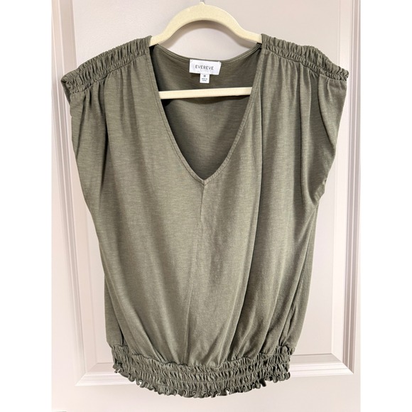Evereve Tops - Evereve Olive Green Smocked Blouson V-Neck Slub Knit Top Medium